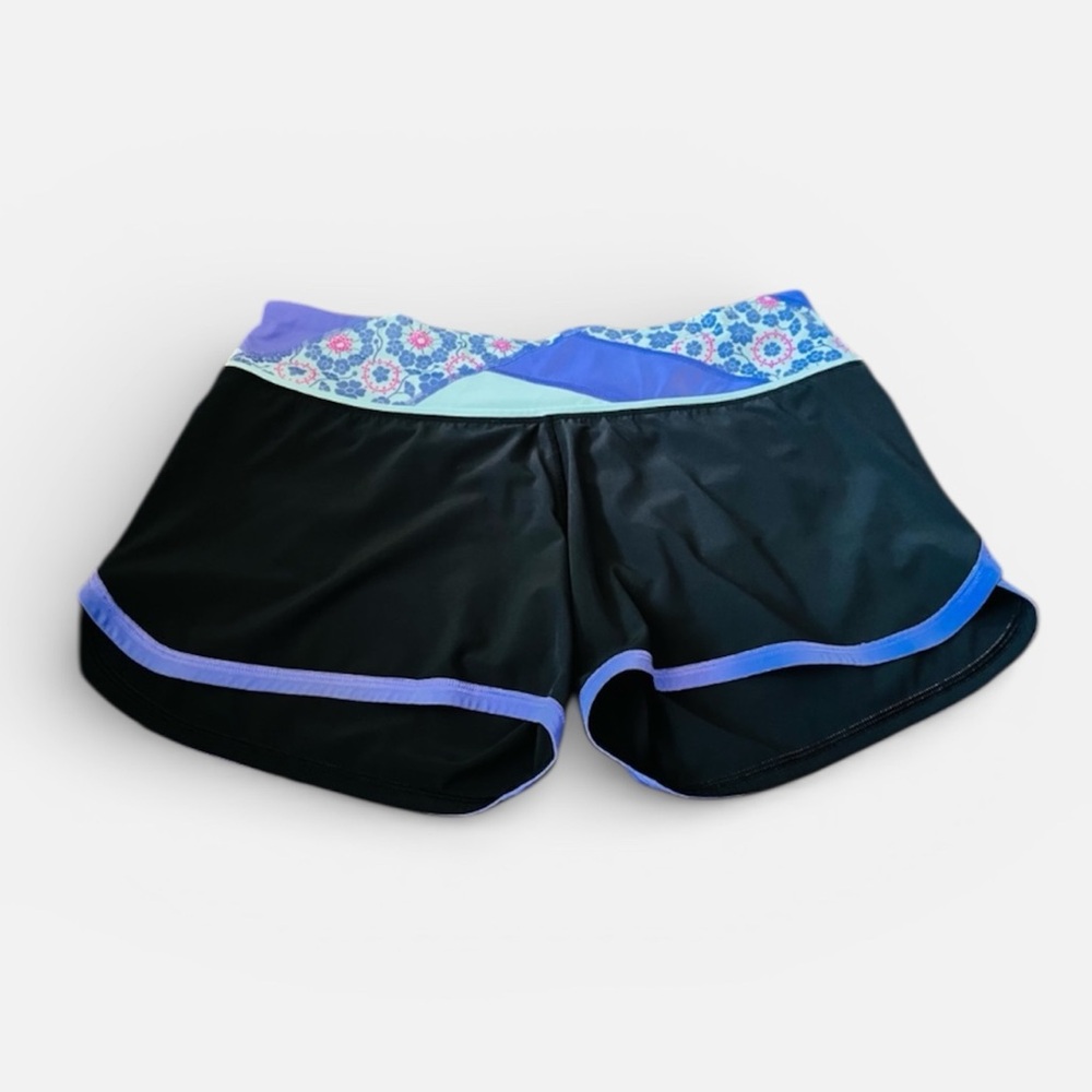 Lululemon Athletica Women's Black Shorts with Purple Trim (10)